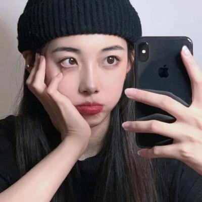 色肉毒蝎女海报